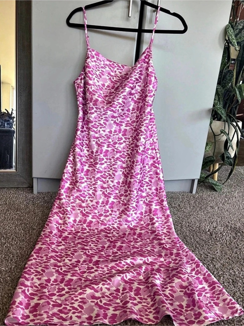 Paper Heart Pink & White Maxi Dress Size Medium Like New